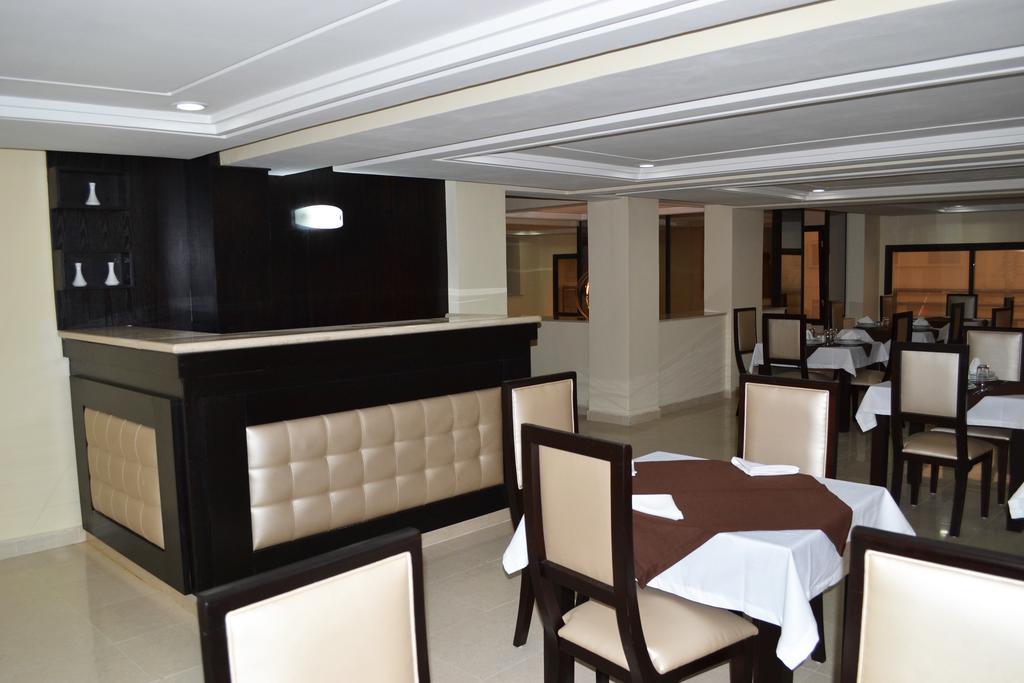 Al Akhawayn Hotel Oujda Exterior foto