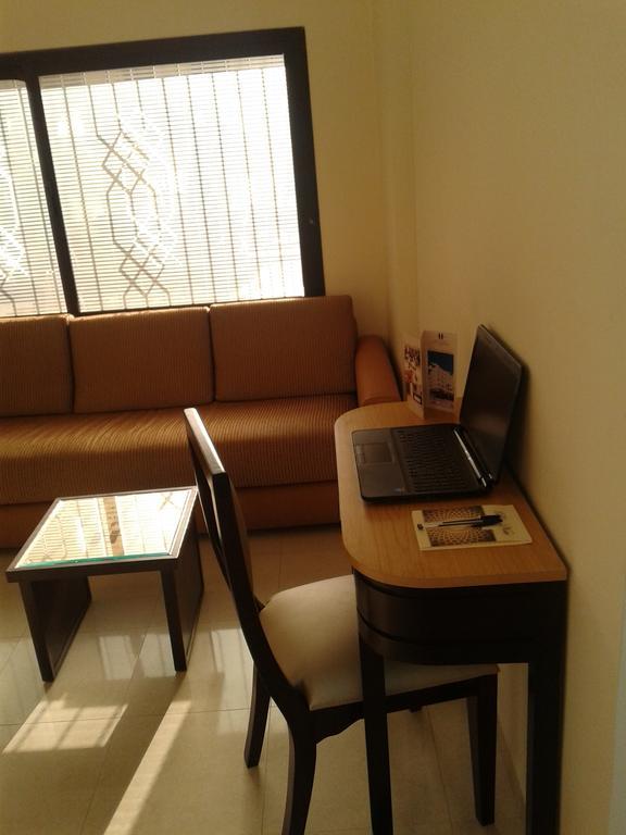 Al Akhawayn Hotel Oujda Exterior foto