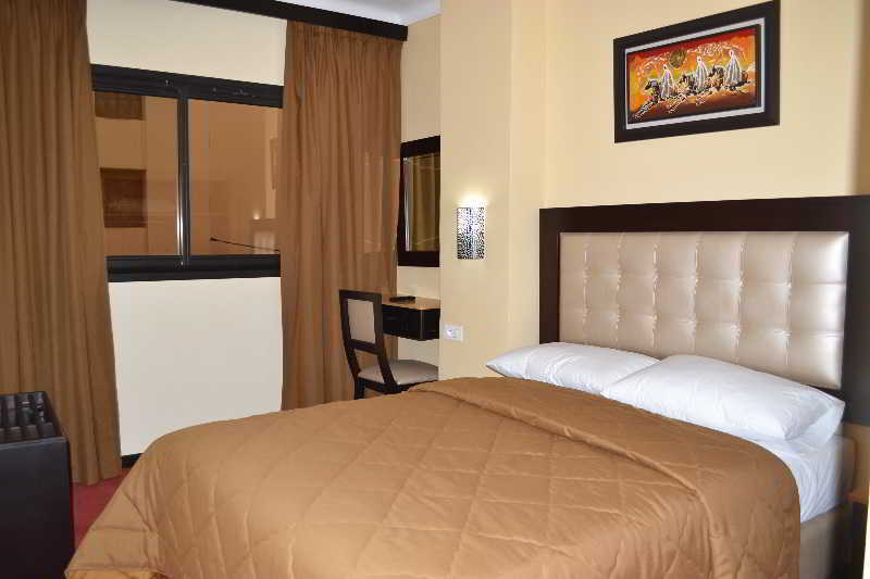 Al Akhawayn Hotel Oujda Exterior foto